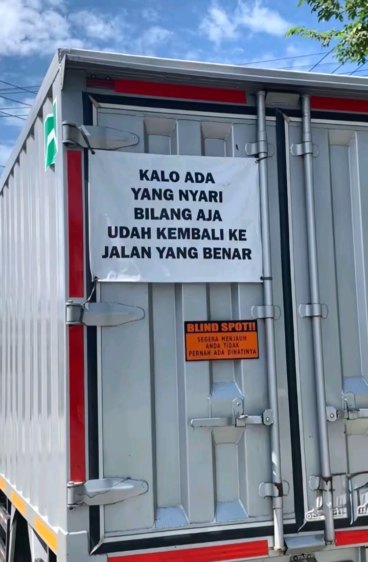 @๐ Si Tampan_Malam ๐ฆ
