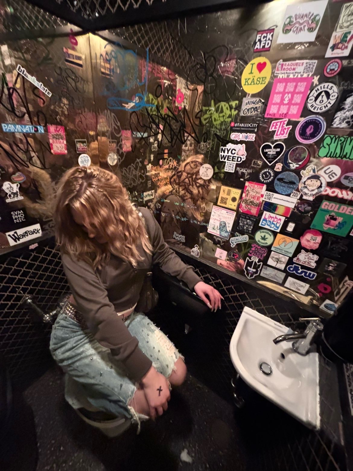@violet