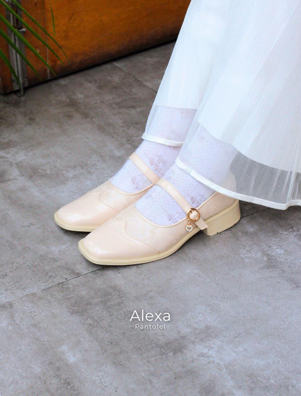 @One Love Women Shoes
