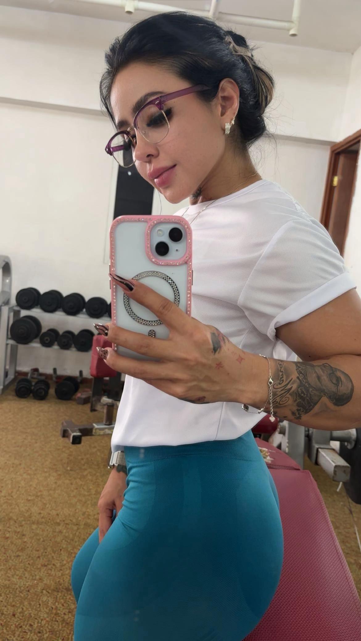 @🍒KAROLOPEZ🍒