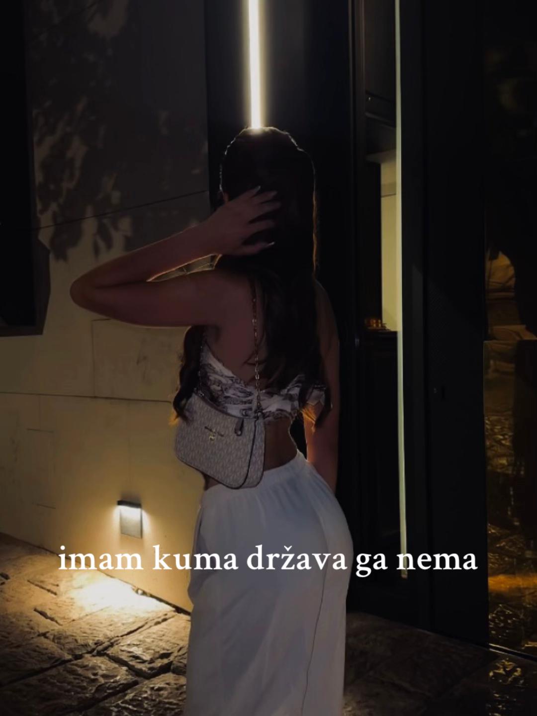 @👸🏽