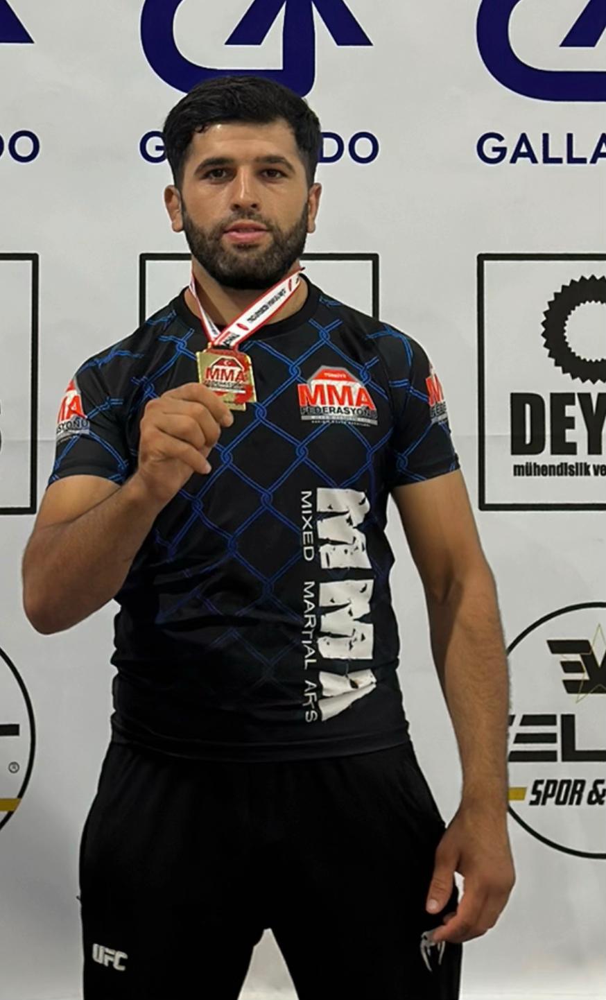 @mma fighter