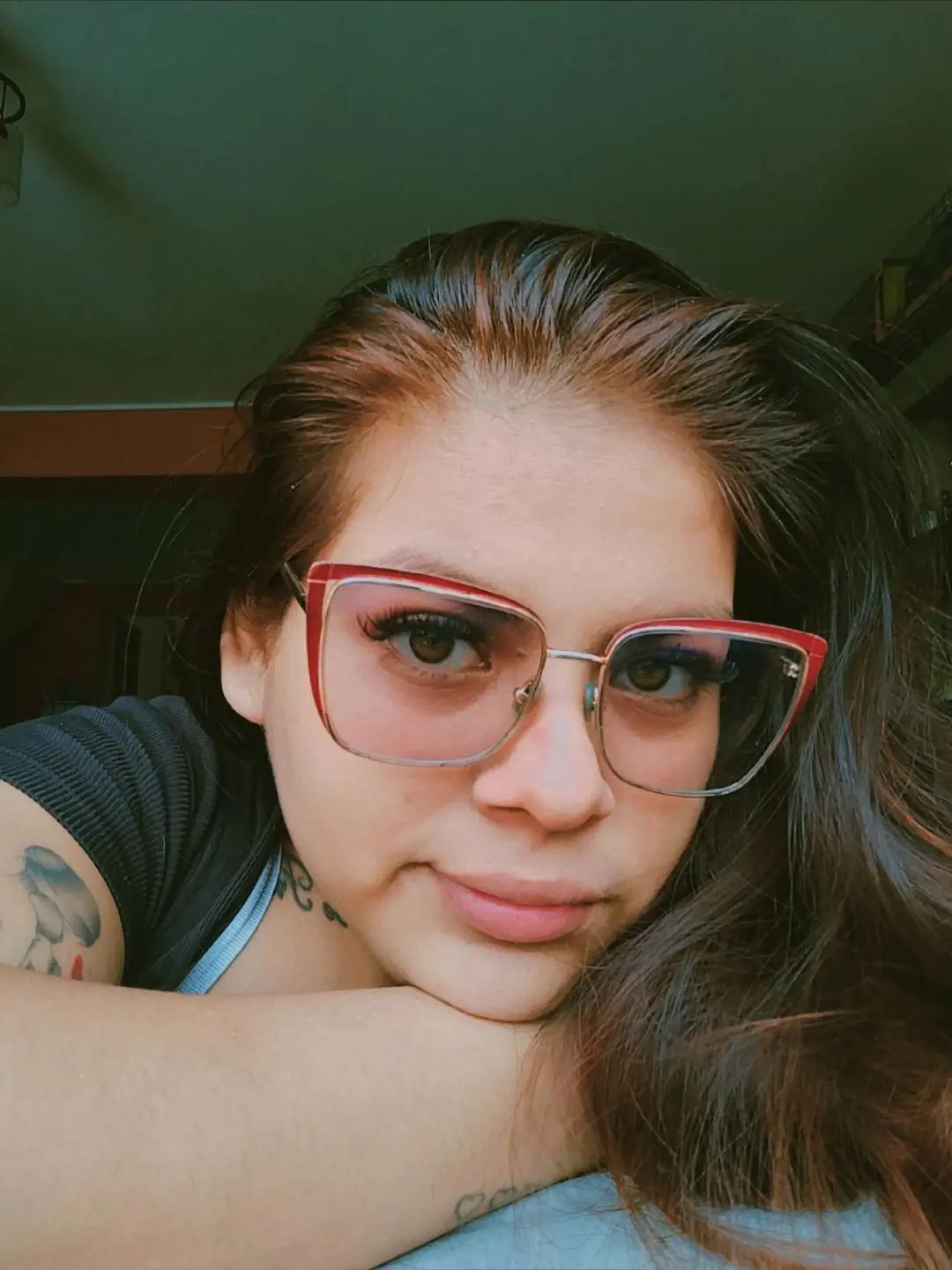 @✨🦋Yesi Salinas🦋✨