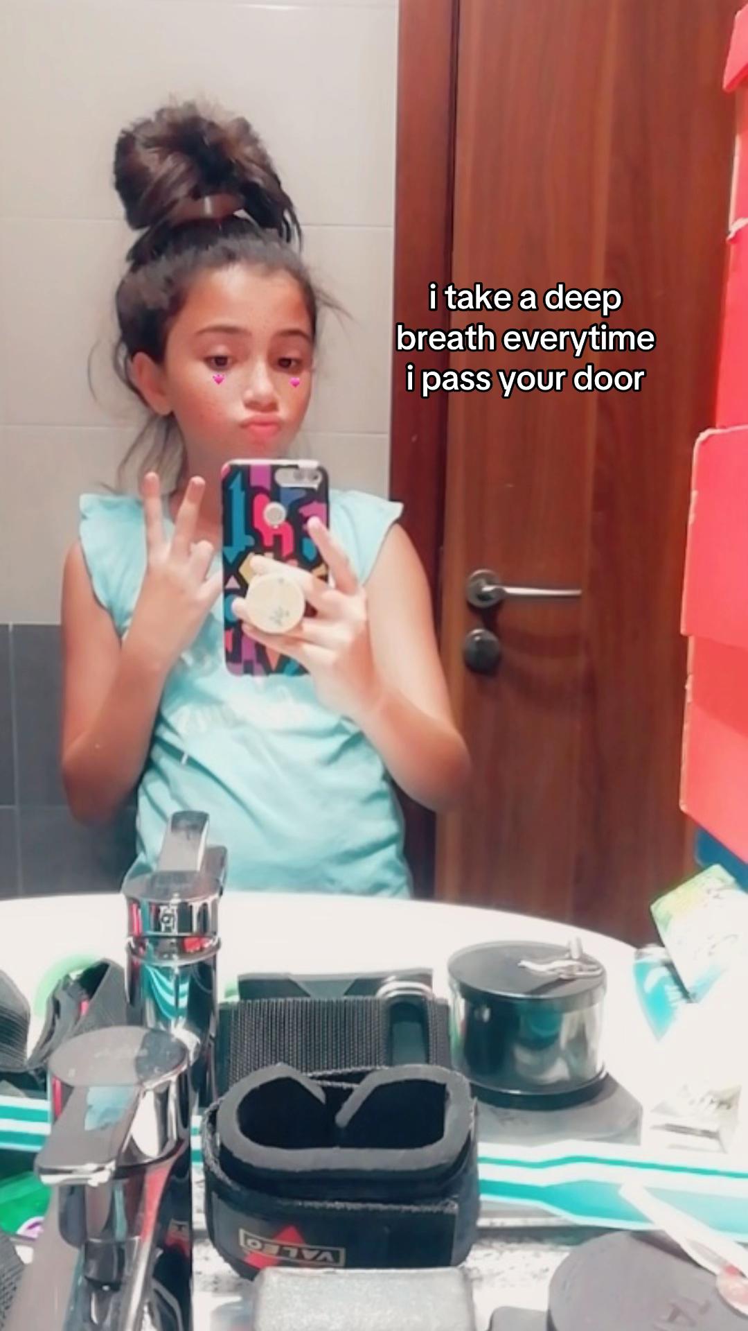 @j