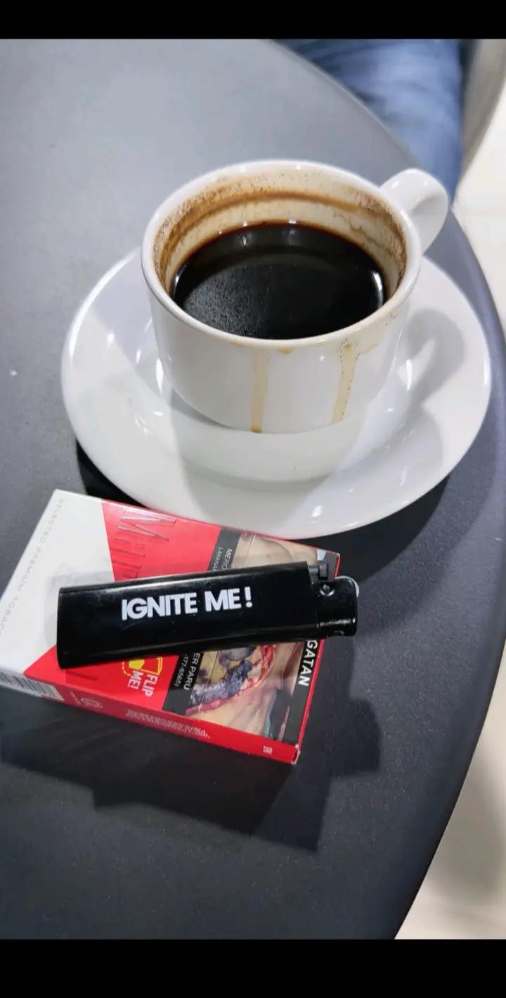 @𝐑_18🇮🇩