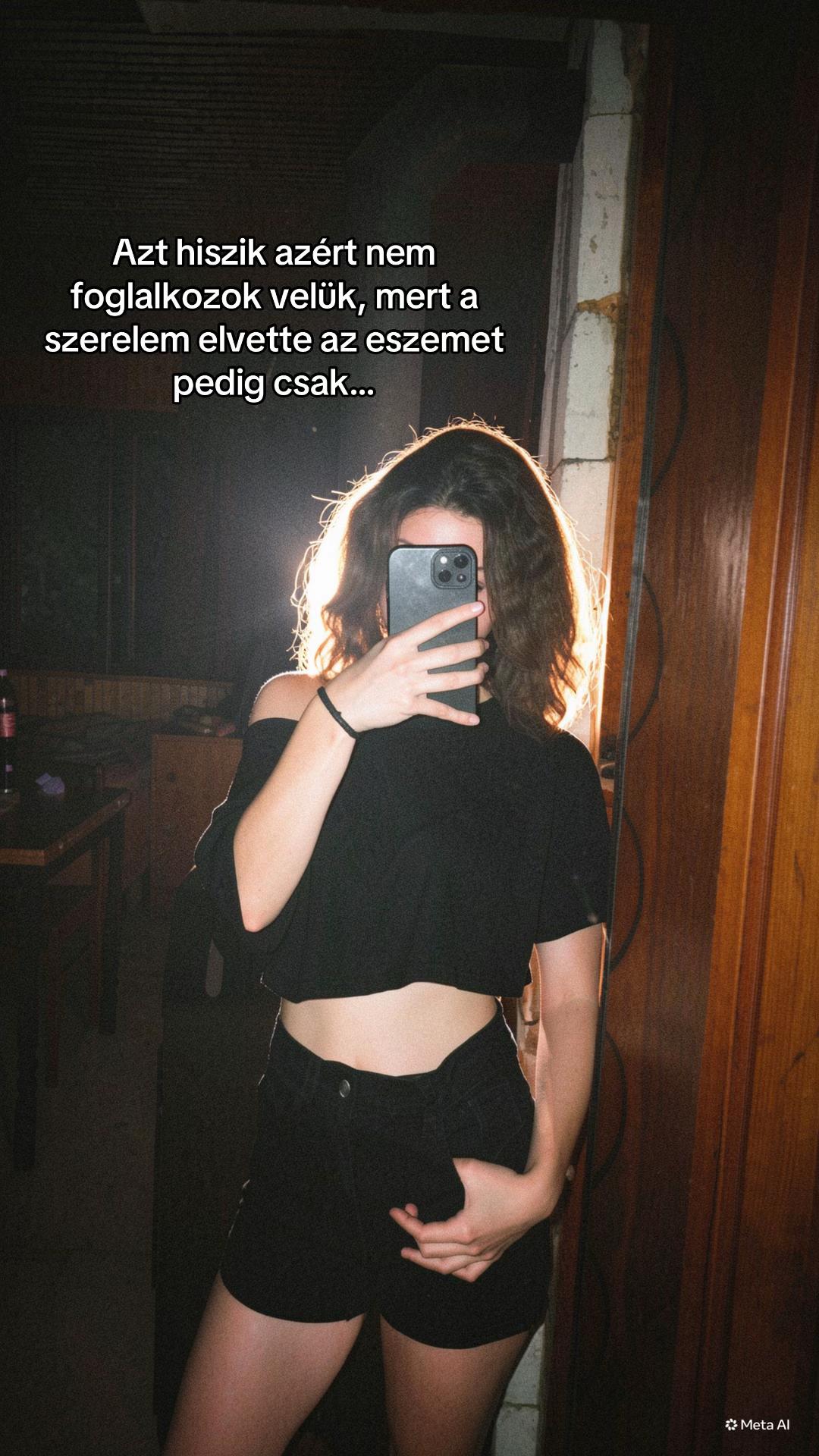 @Kircsa