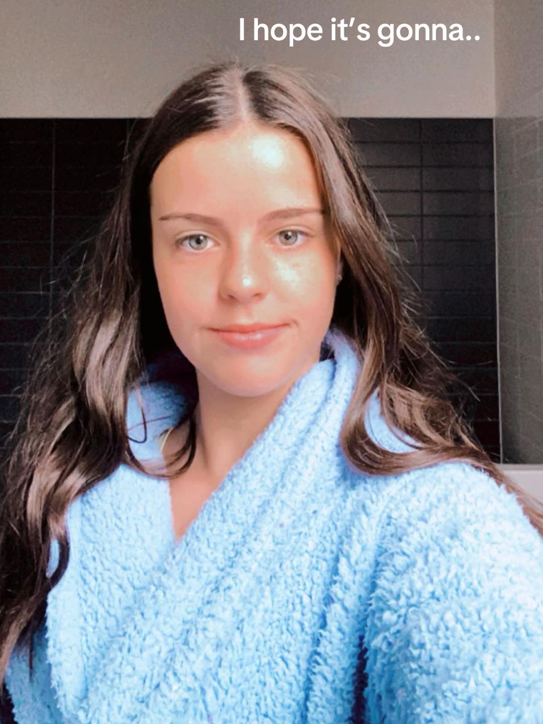 @JEMMA MOSCHINI