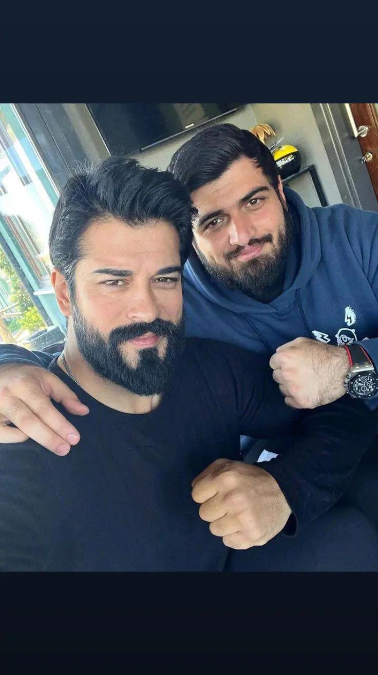 @burak Özçivit🦅sonsuzu 🦅