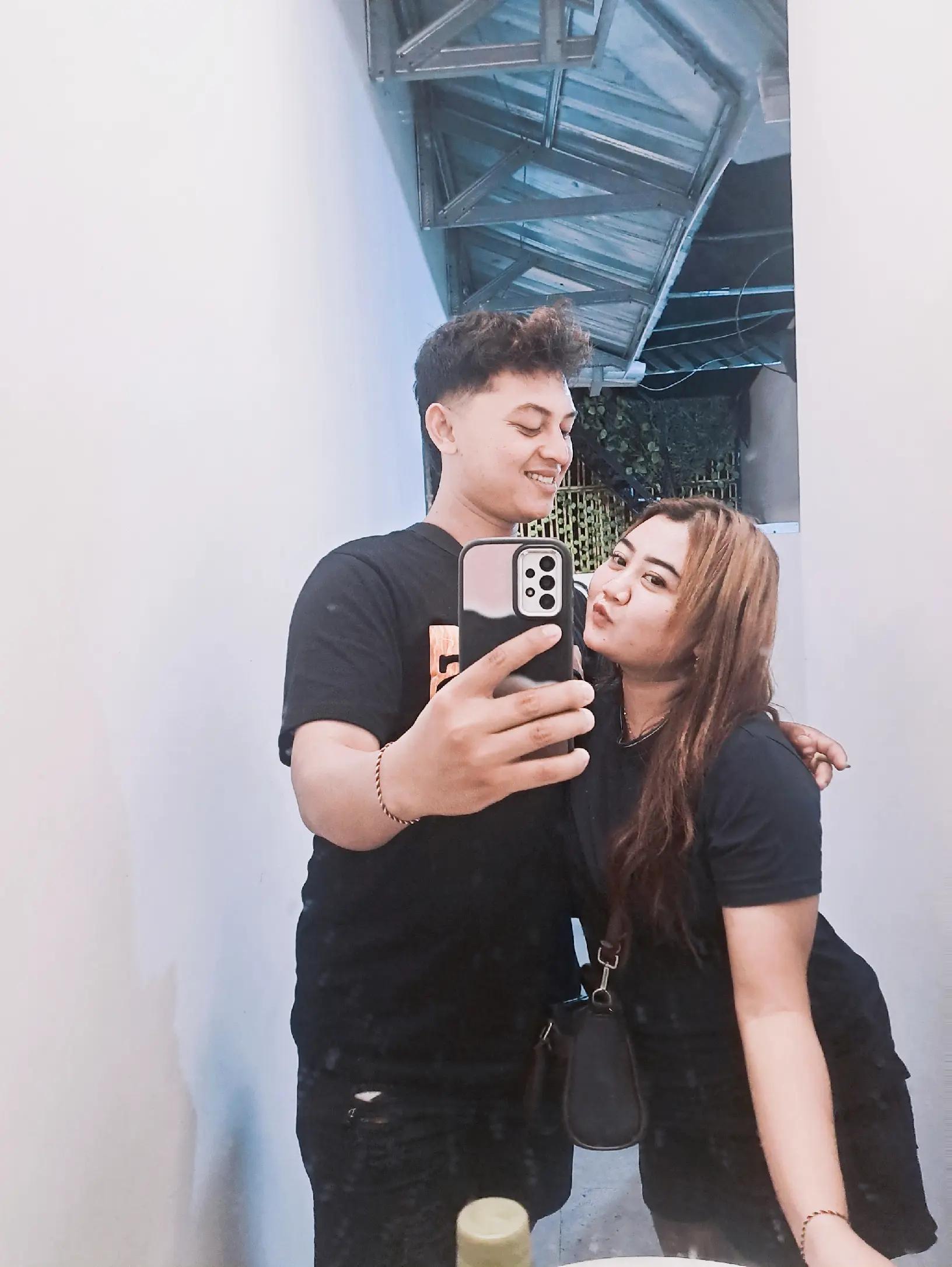 @comel