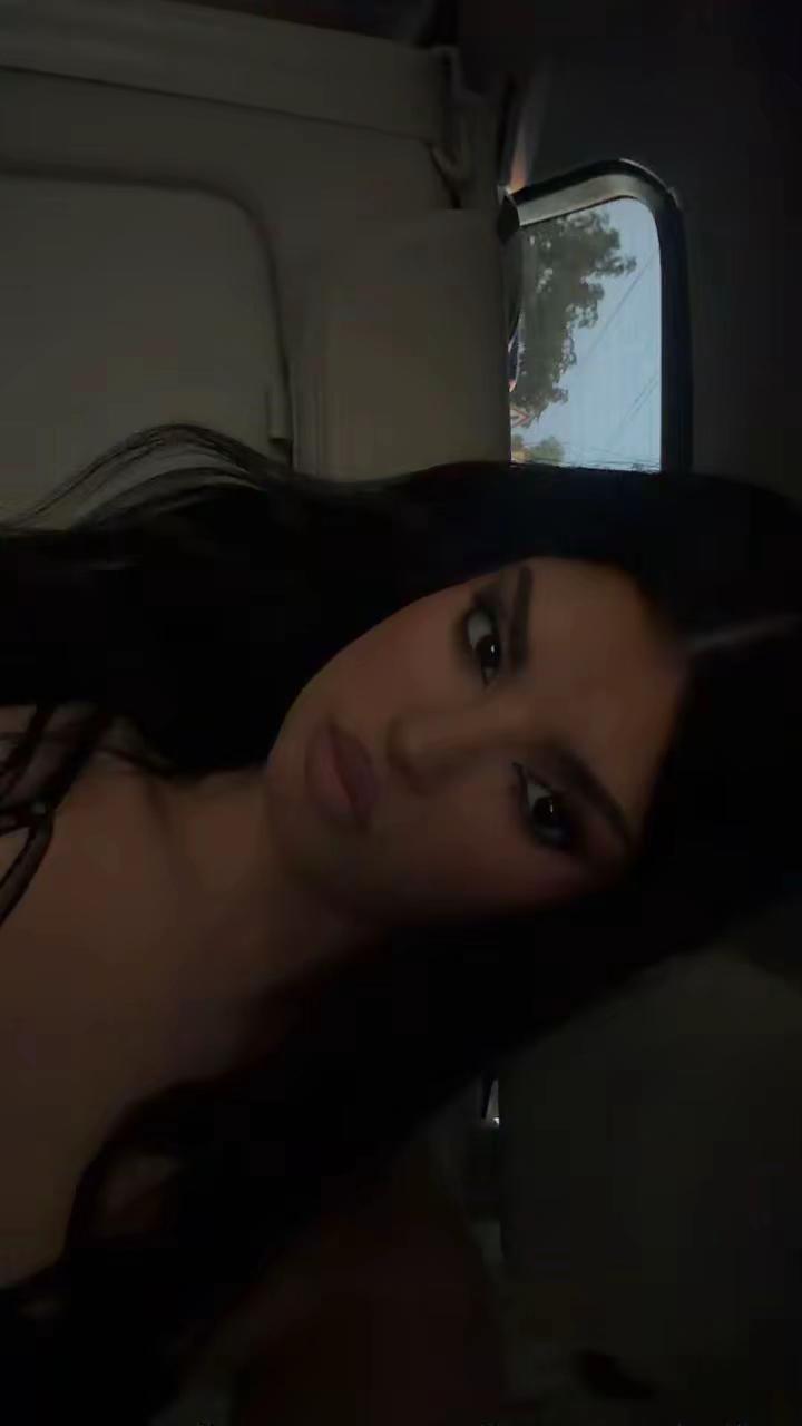 @borazeka_