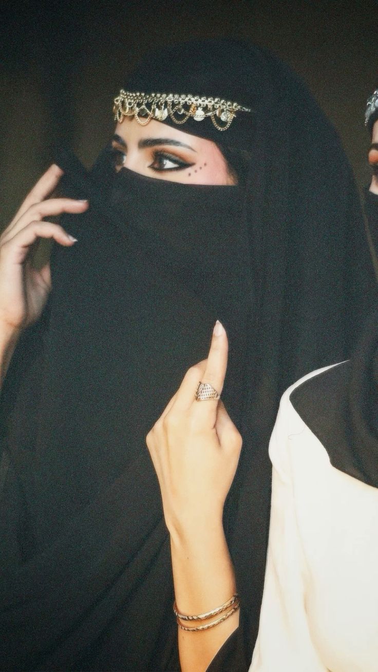 @🍓اميره 🦋