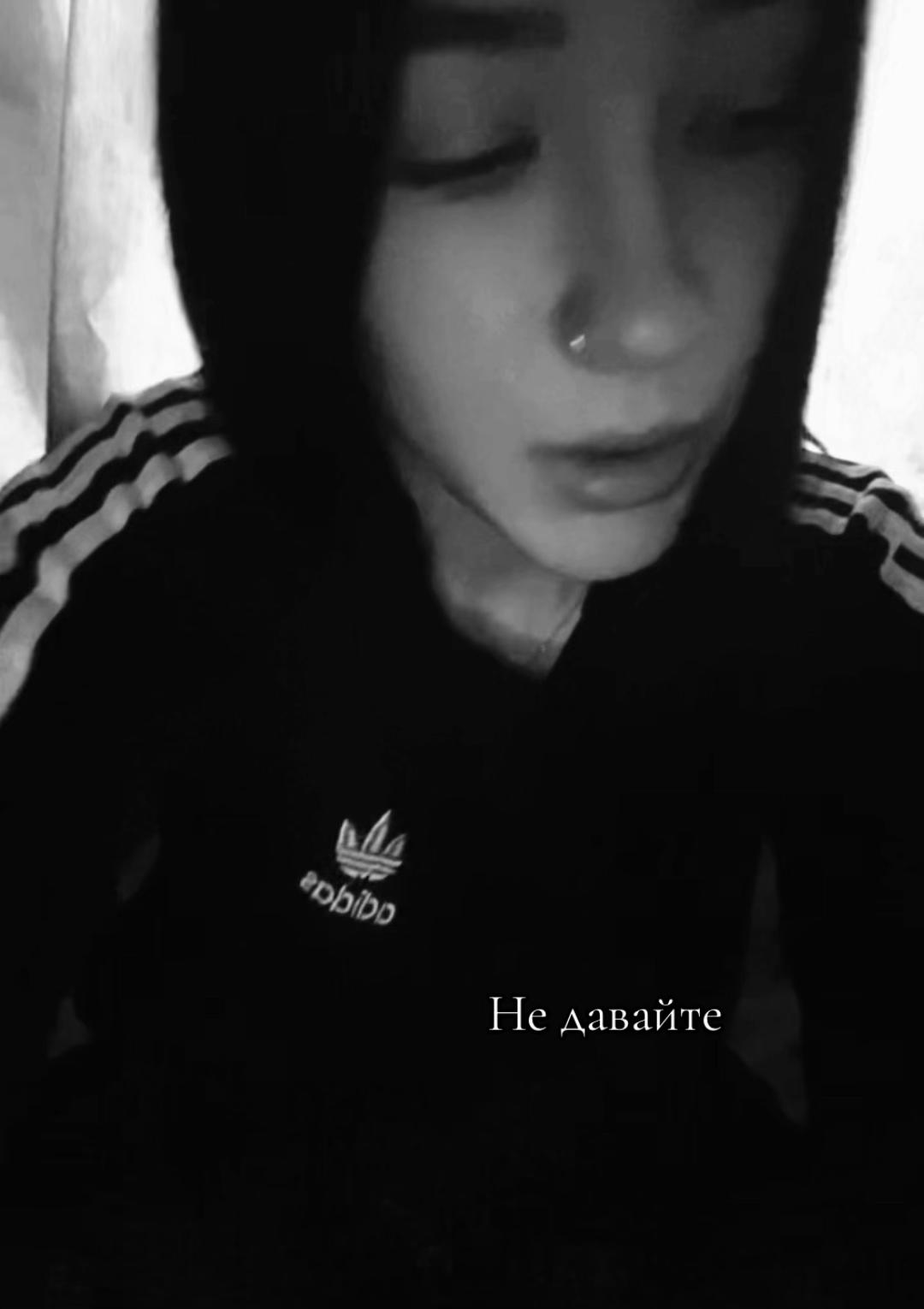 @🖤