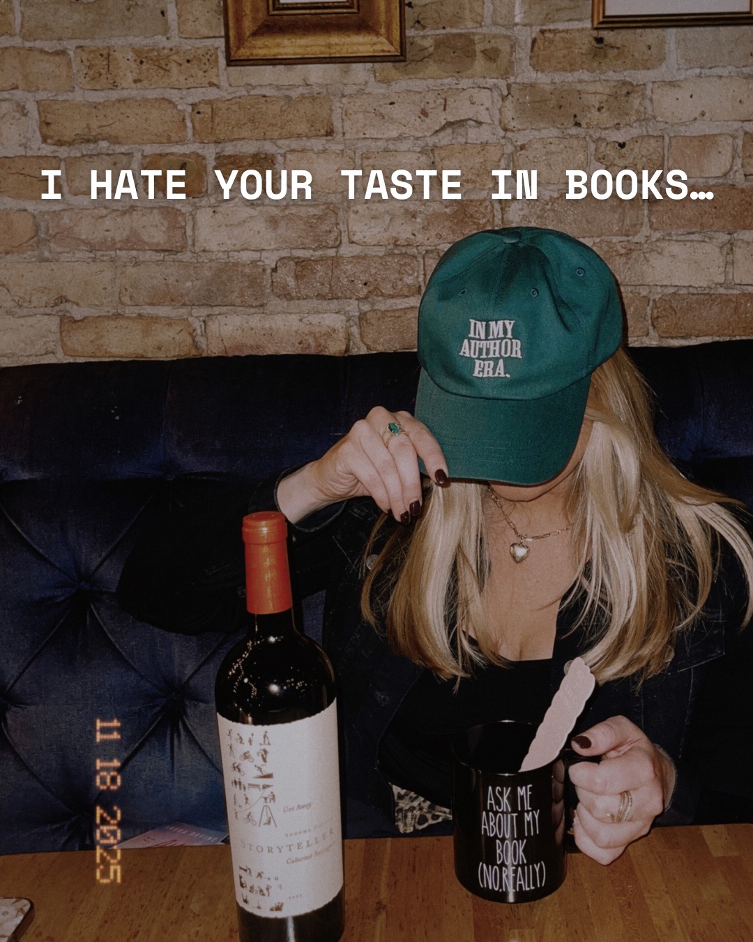 @Author Laura Devine ๐๐