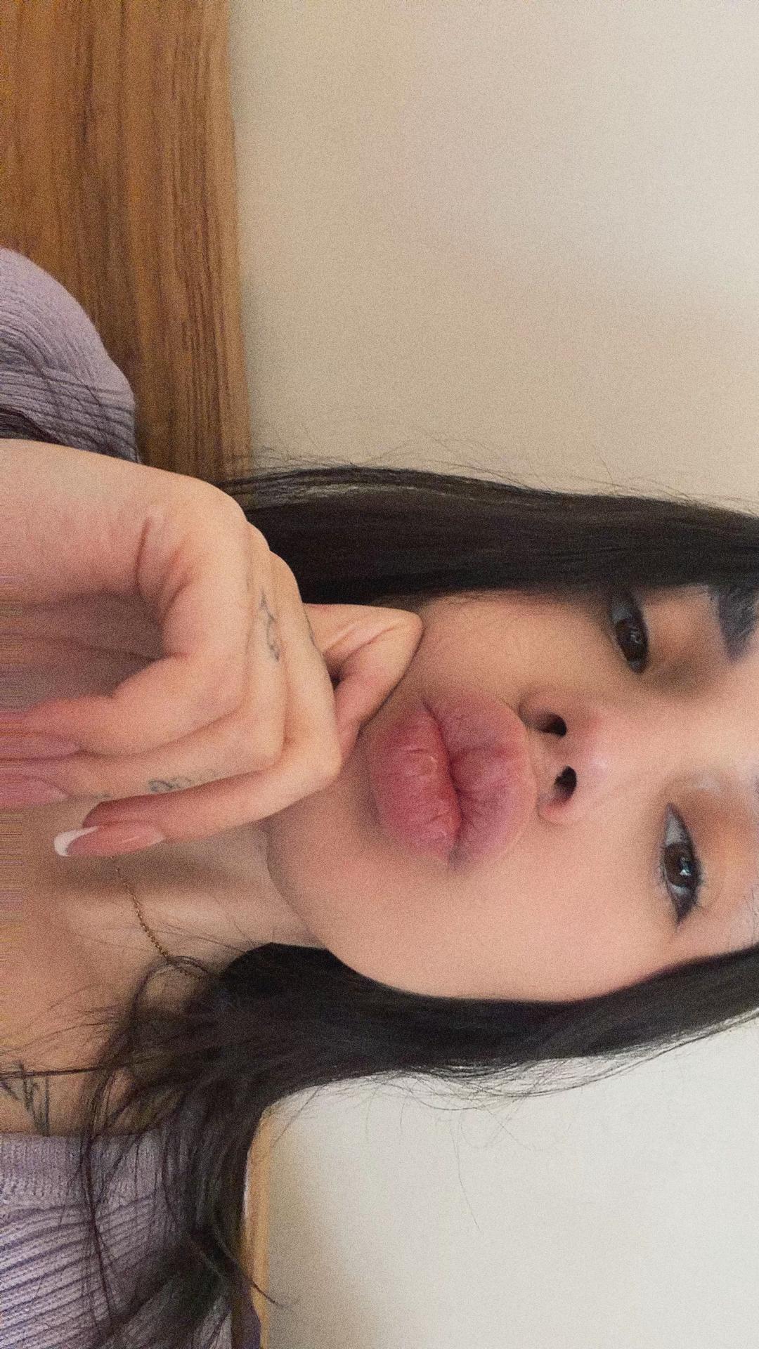 @vvvaaaleria