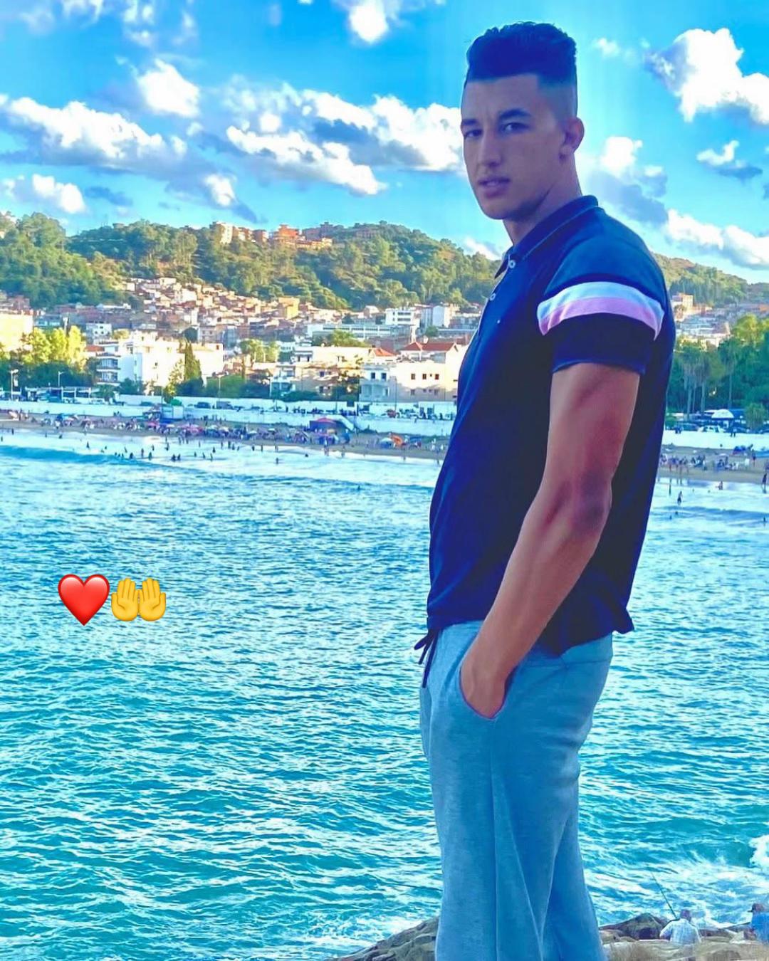 @👊 &Atilde;&yuml;m&egrave;&ntilde; 16 👊