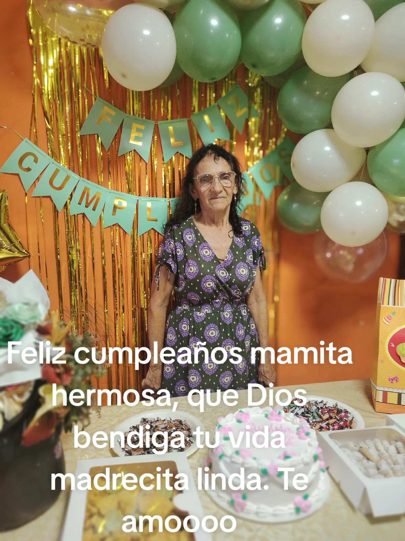 @🩵EMILIA RU&Iacute;Z -  te sigue🩵
