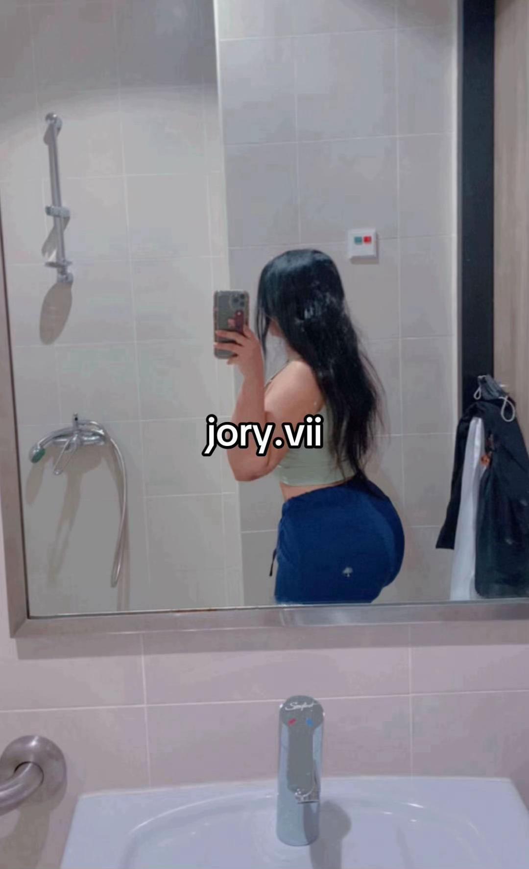 @جوريُ 💜