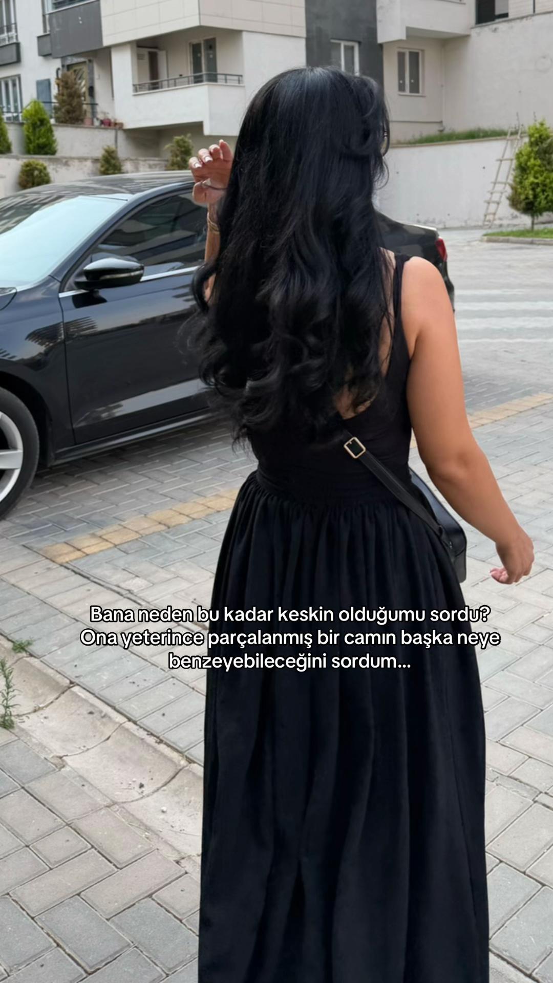 @arzuukalkaan