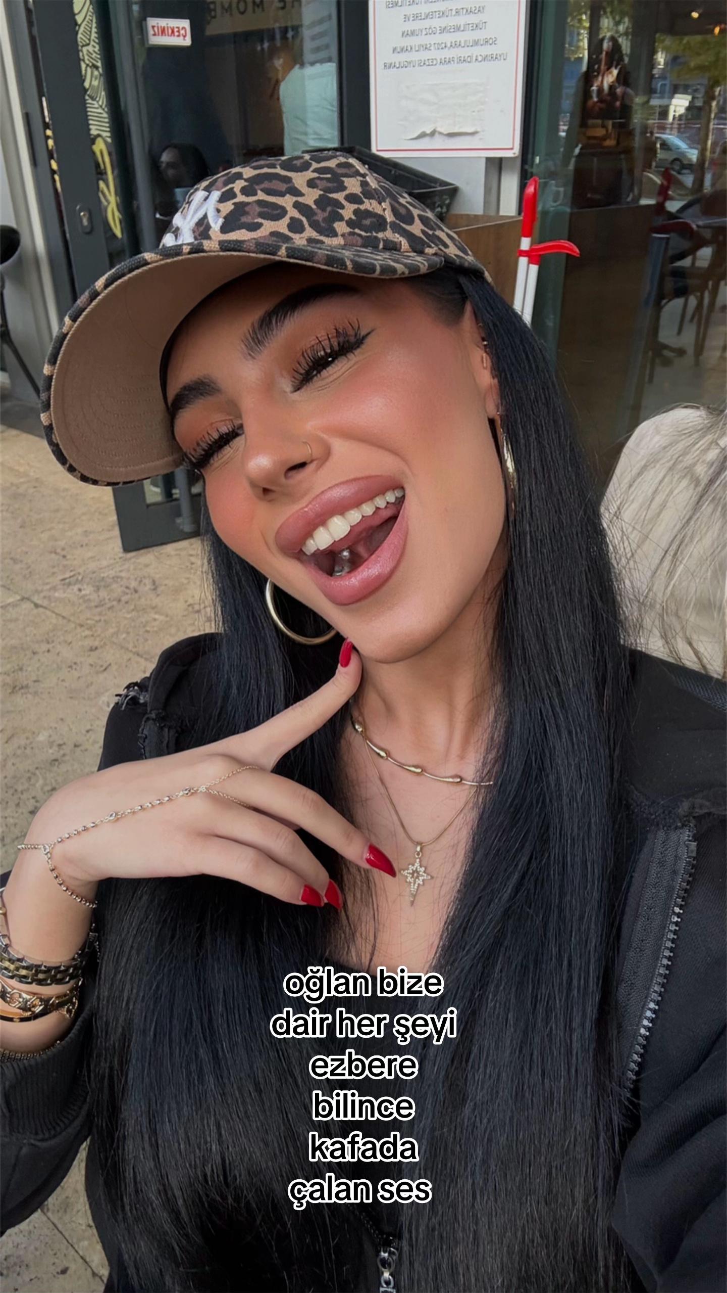 @𝐧𝐚𝐳 𝐮𝐦𝐦𝐚𝐧
