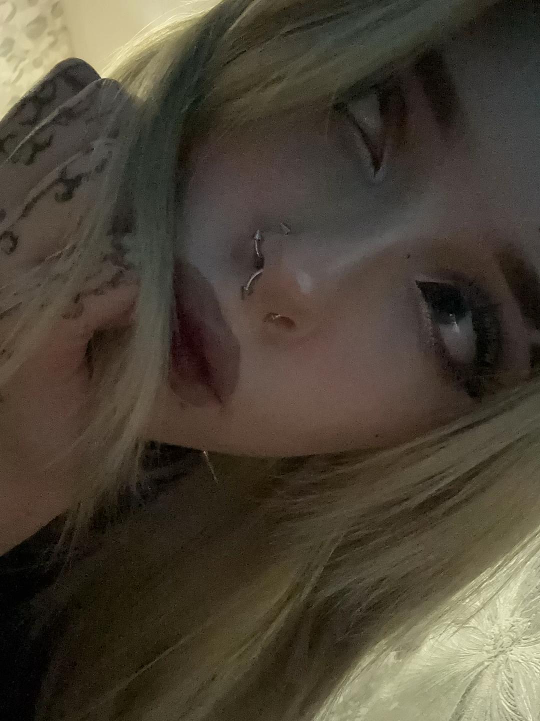 @ася