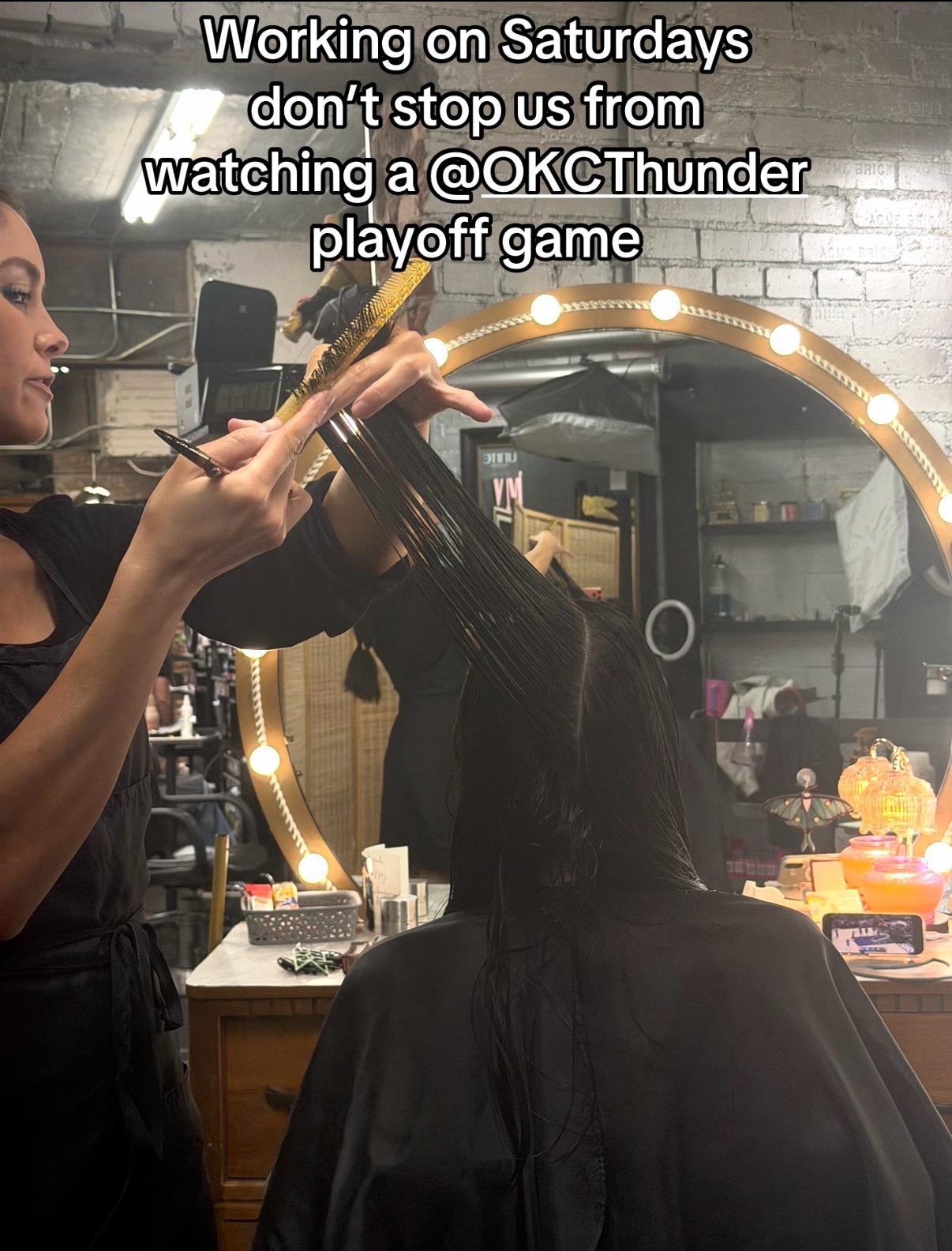 @Velvet Monkey Salons