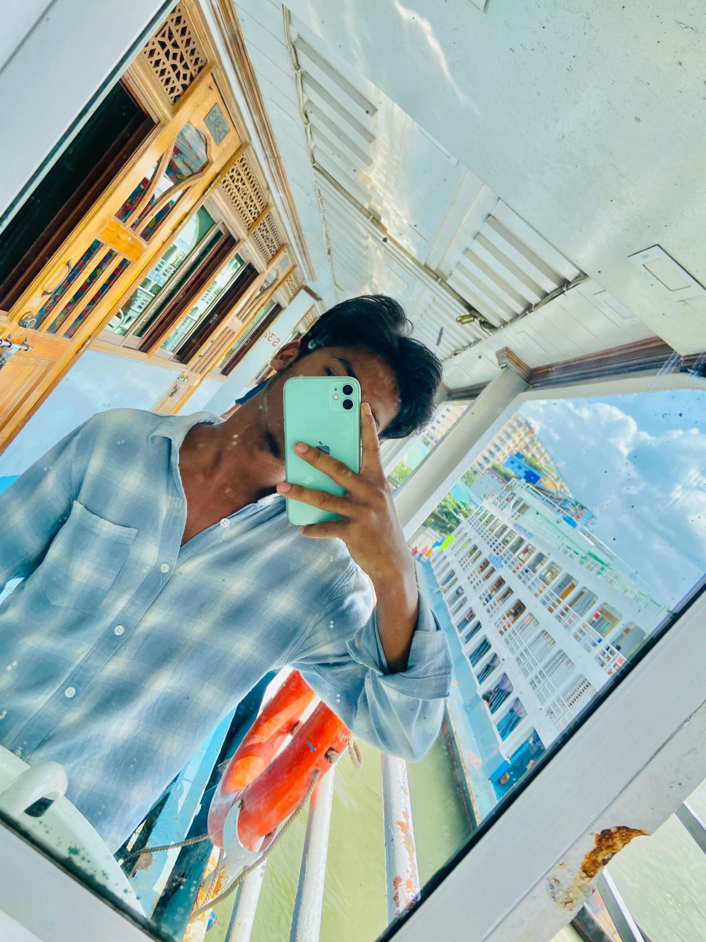 @ (☞ﾟArafat。◕‿◕｡