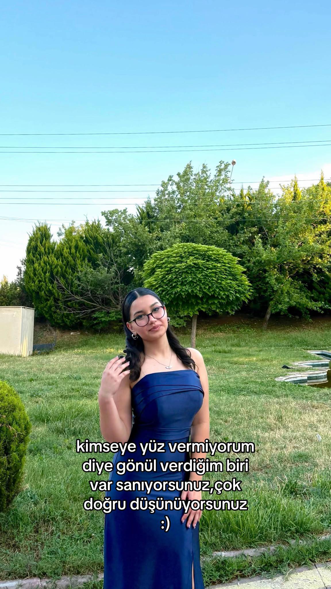 @Ezogeliinn