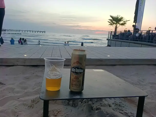 @TADAS BLINDA