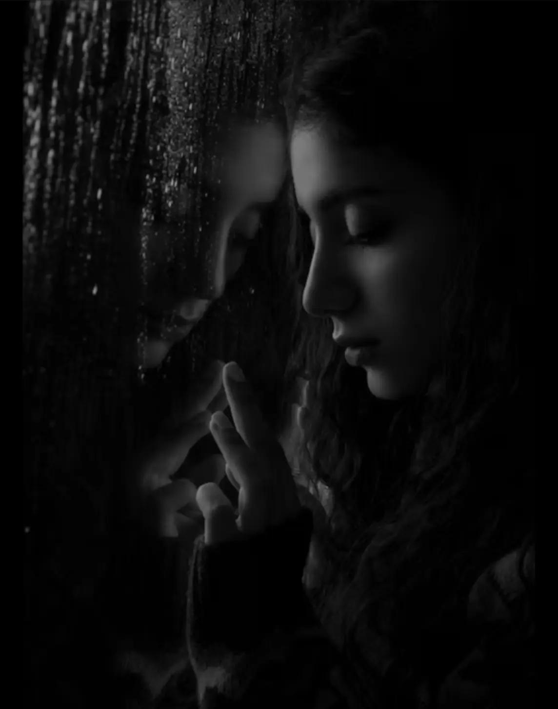 @•♪Anna†🥀...