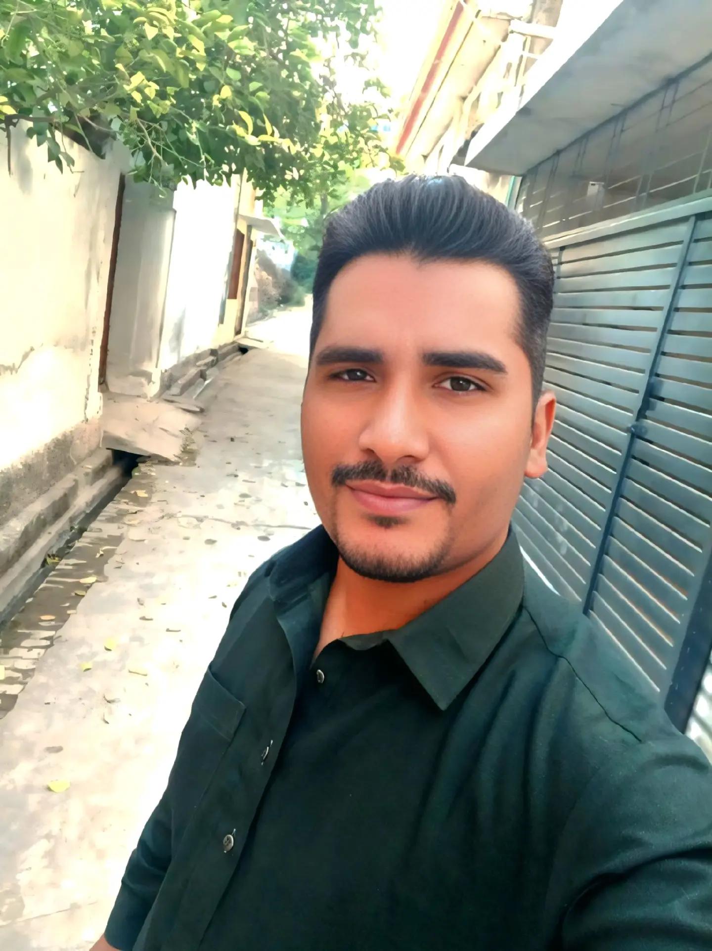 @Umer 809