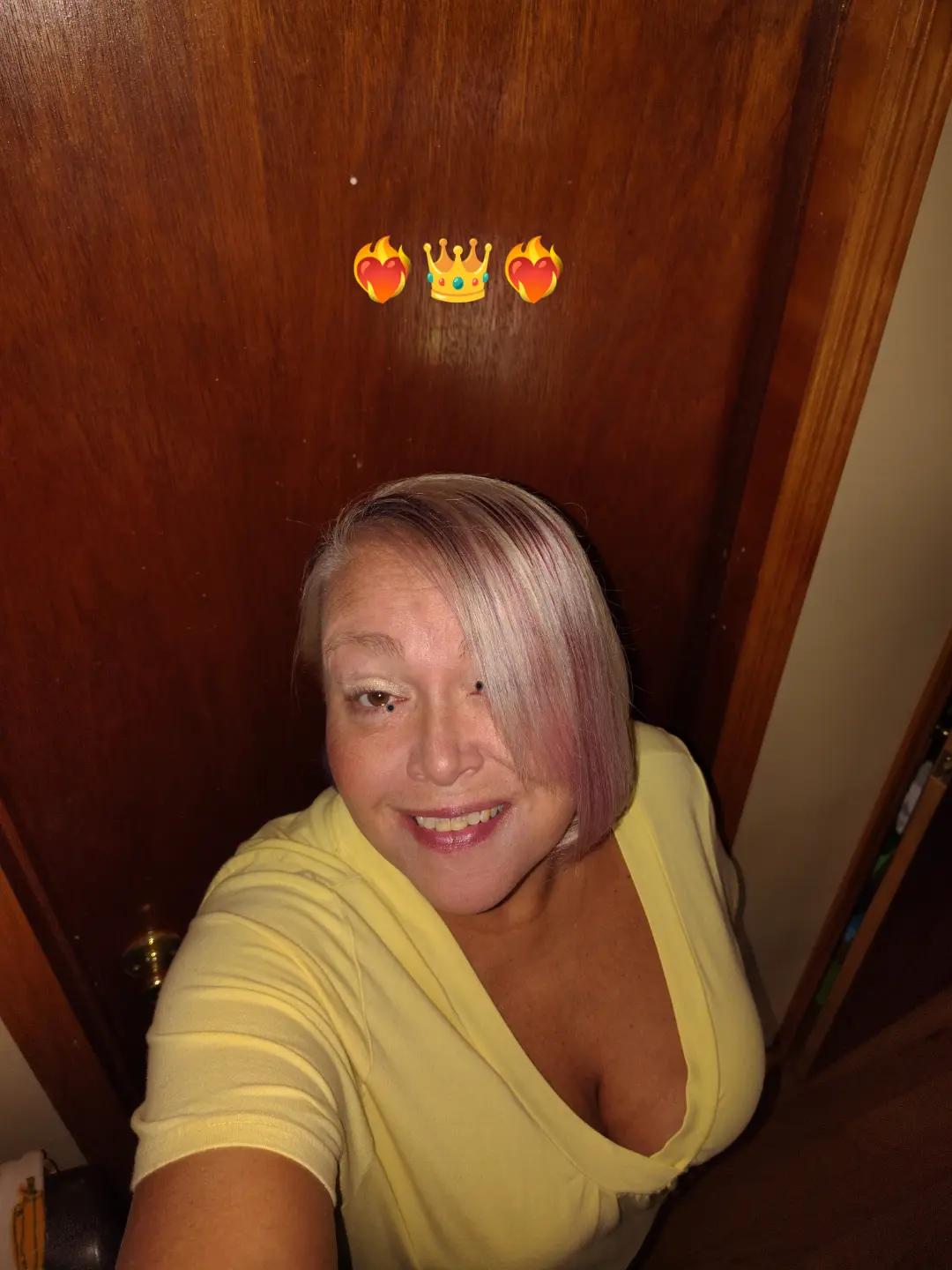 @Dee