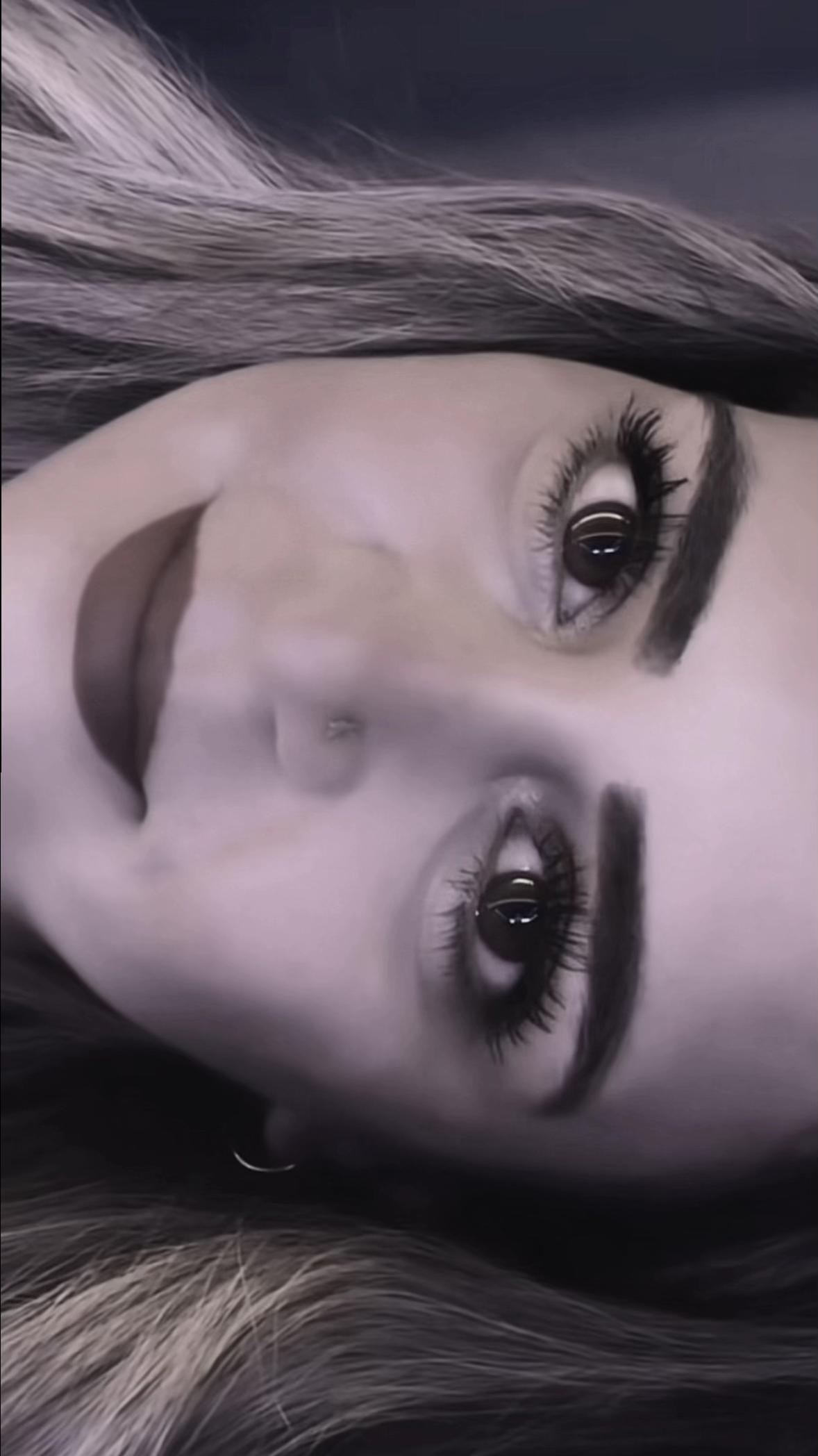 @Özlem•Hanım