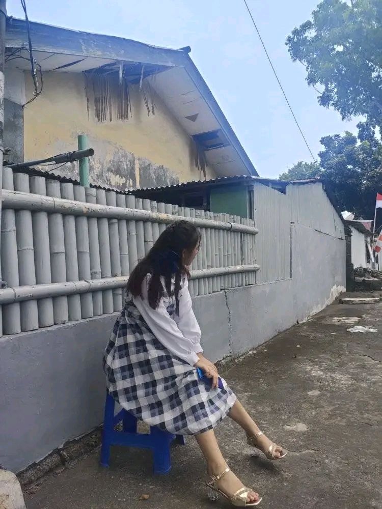 @🦋
