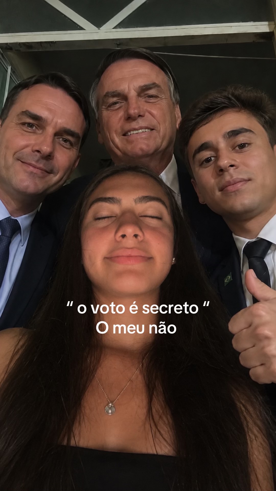 @Julia.Barreto 🪽🌟💵📸🍸💍