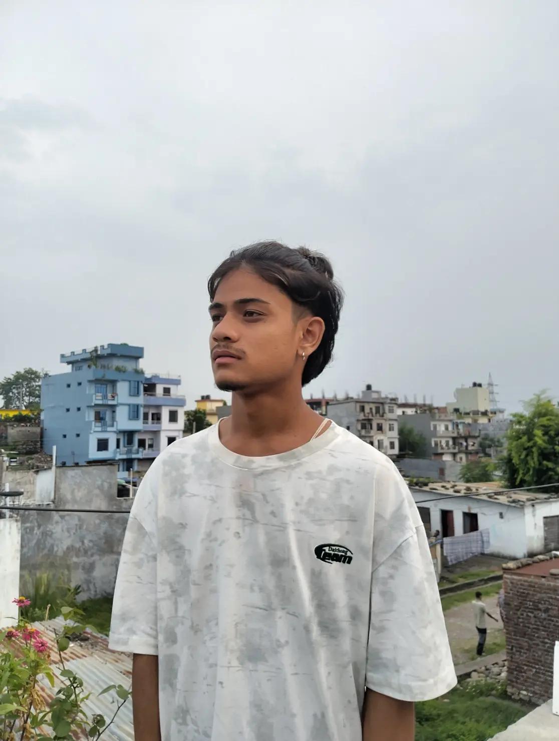 @KIRAN🇳🇵