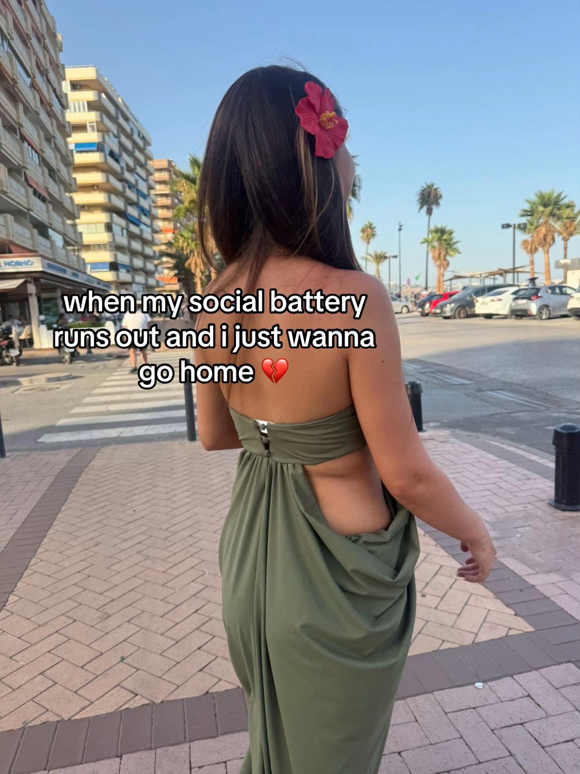 @Poppy Lawrence 🌷