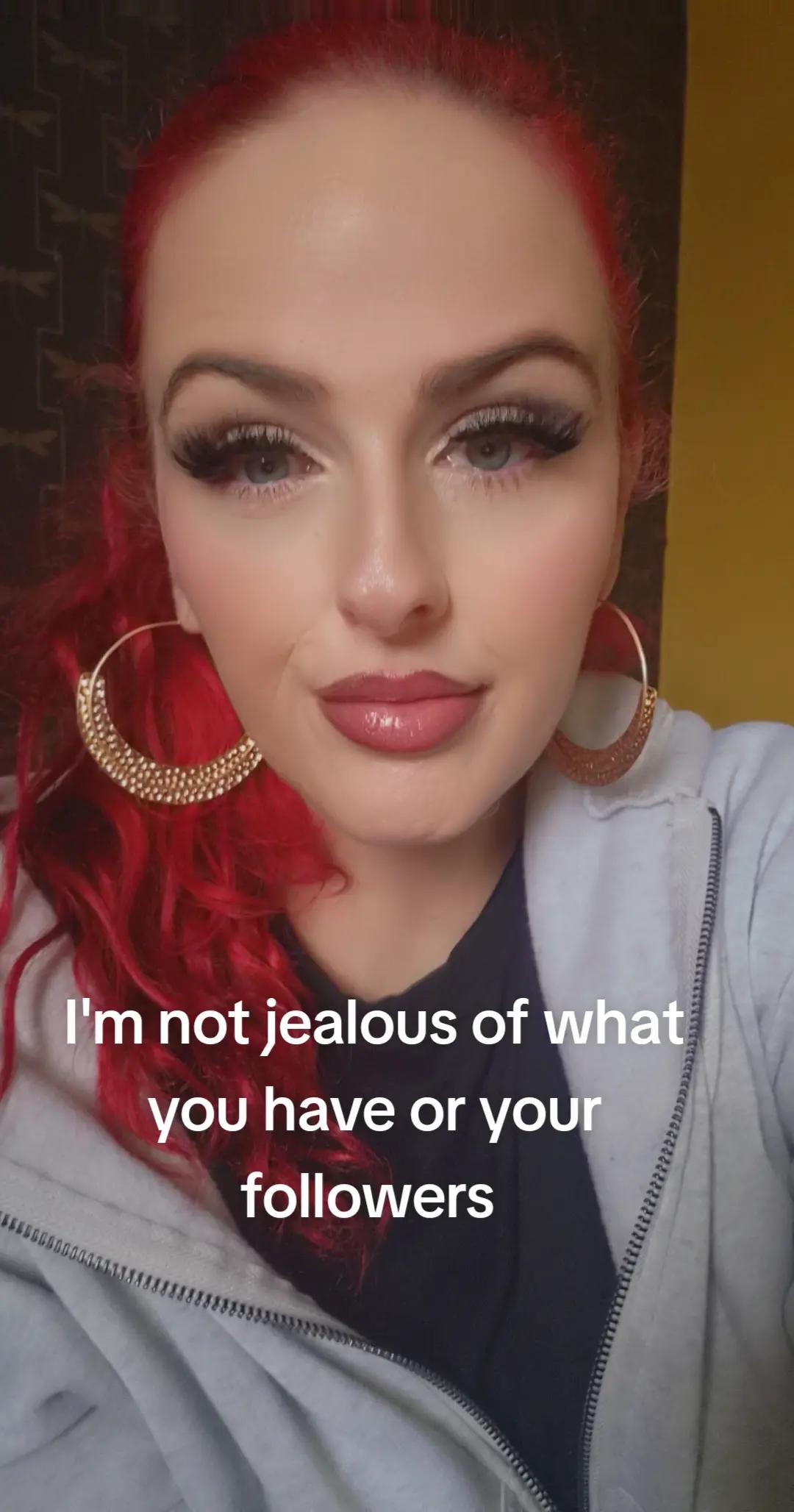 @lisaaaaaaa