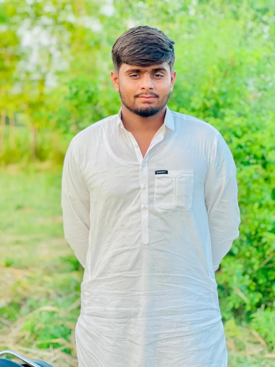 @زینی رکنانہ🥂🖤
