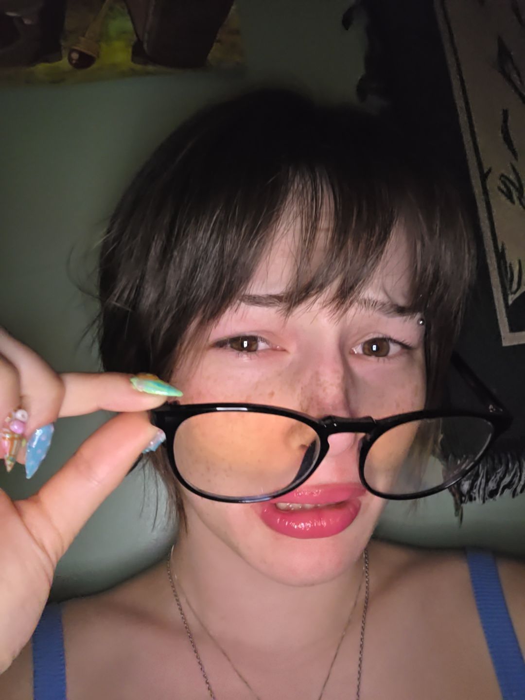 @v