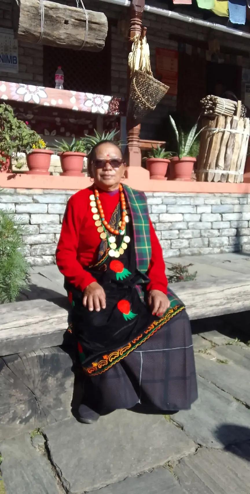 @ishika_thapa(•‿•)