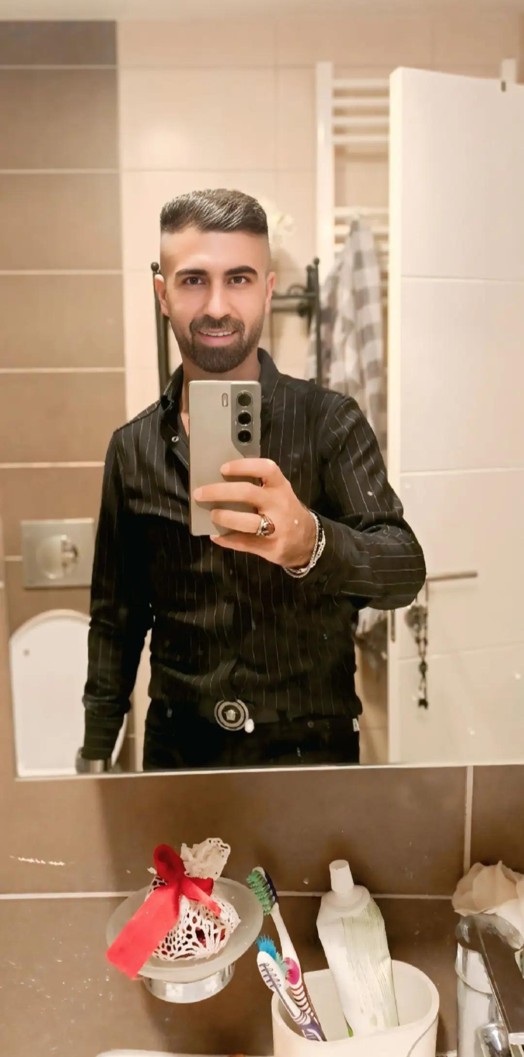 @𝐄𝐒𝐌𝐄𝐑 𝖡𝐄𝕐