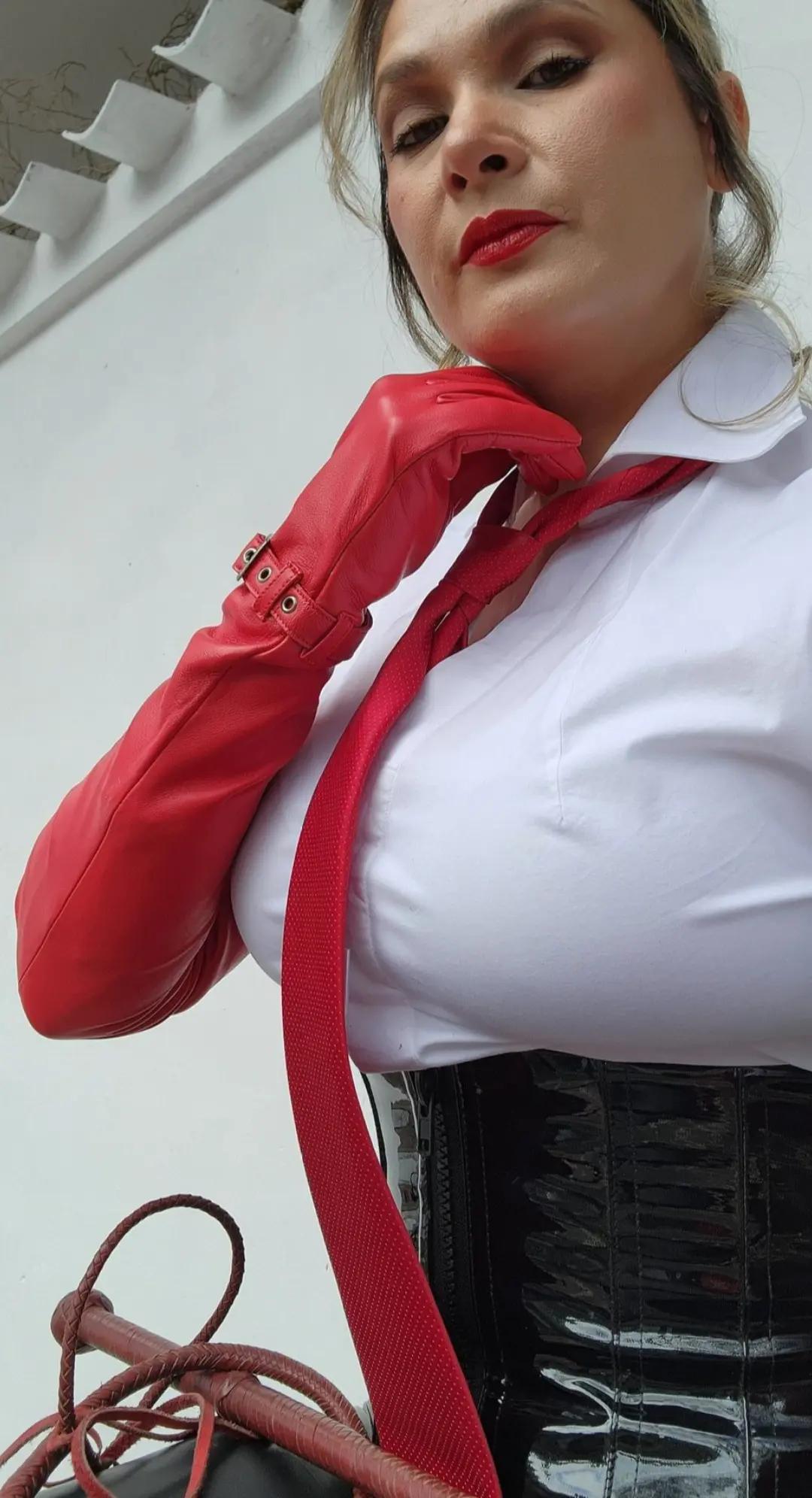 @Mistress joanalrg