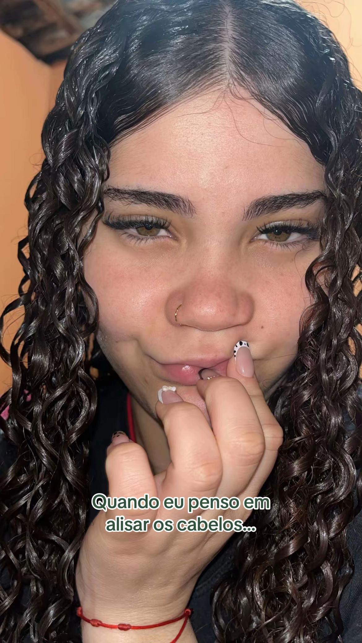 @4laynee_