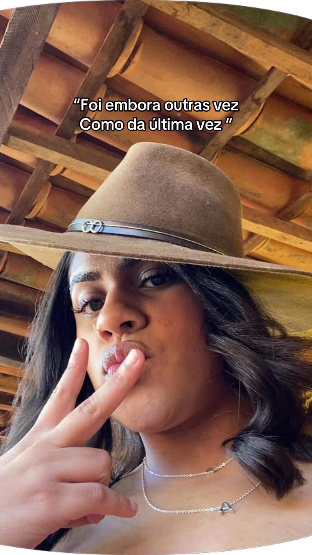 @alicya Reis