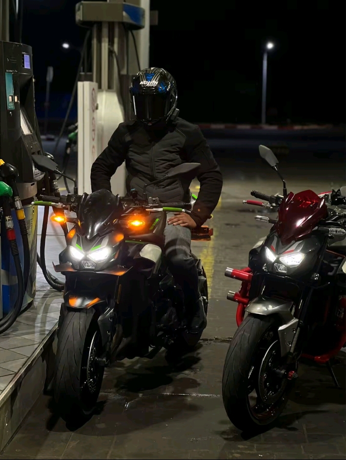 @𝑀𝑖𝑛𝑜𝑢 𝐾𝑎𝑤𝑎𝑢🏍👑