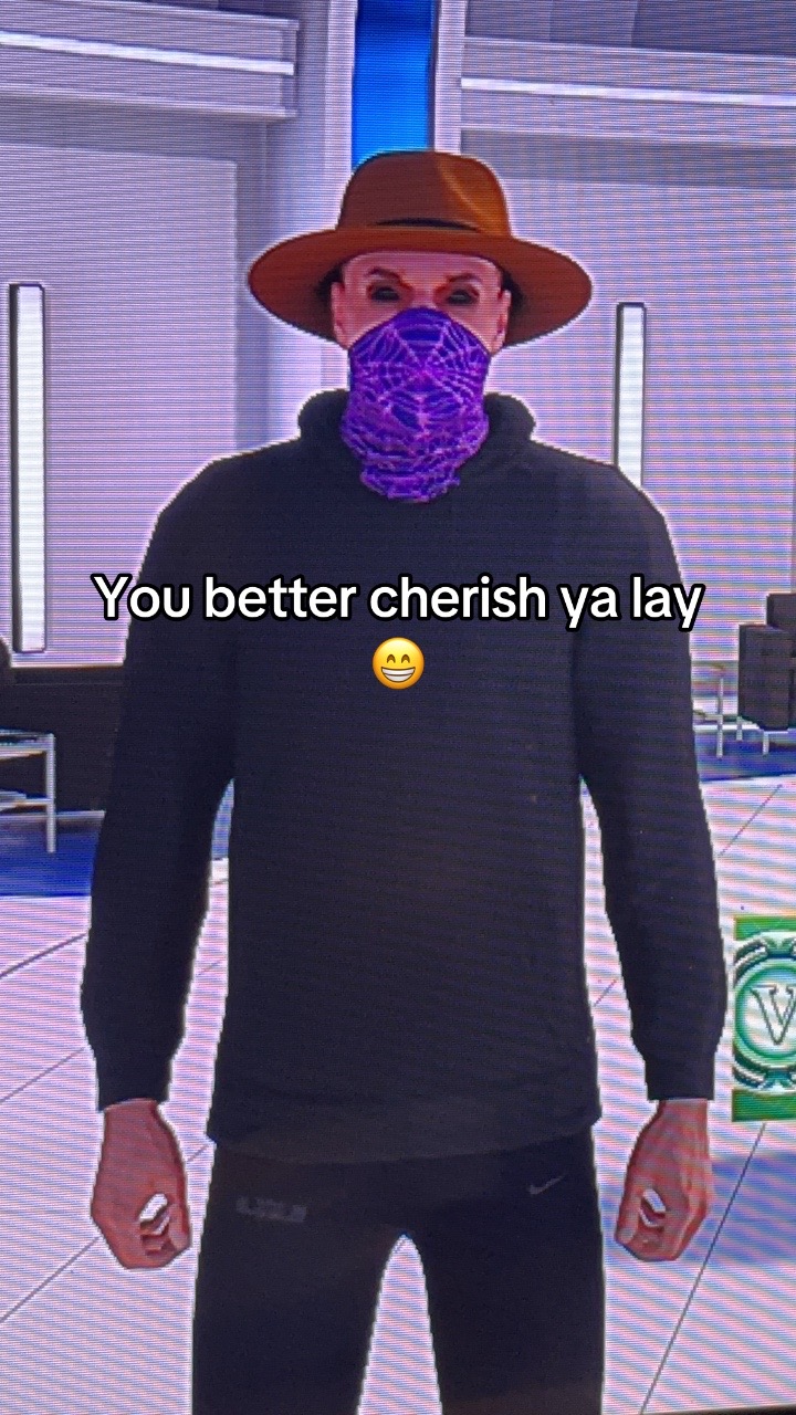 @Pattywack100 👻