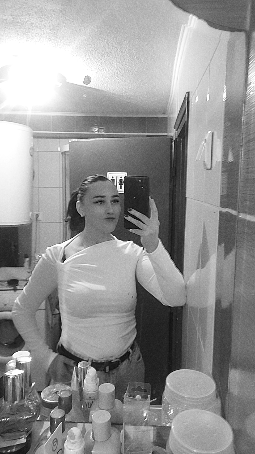 @Amela 🦋