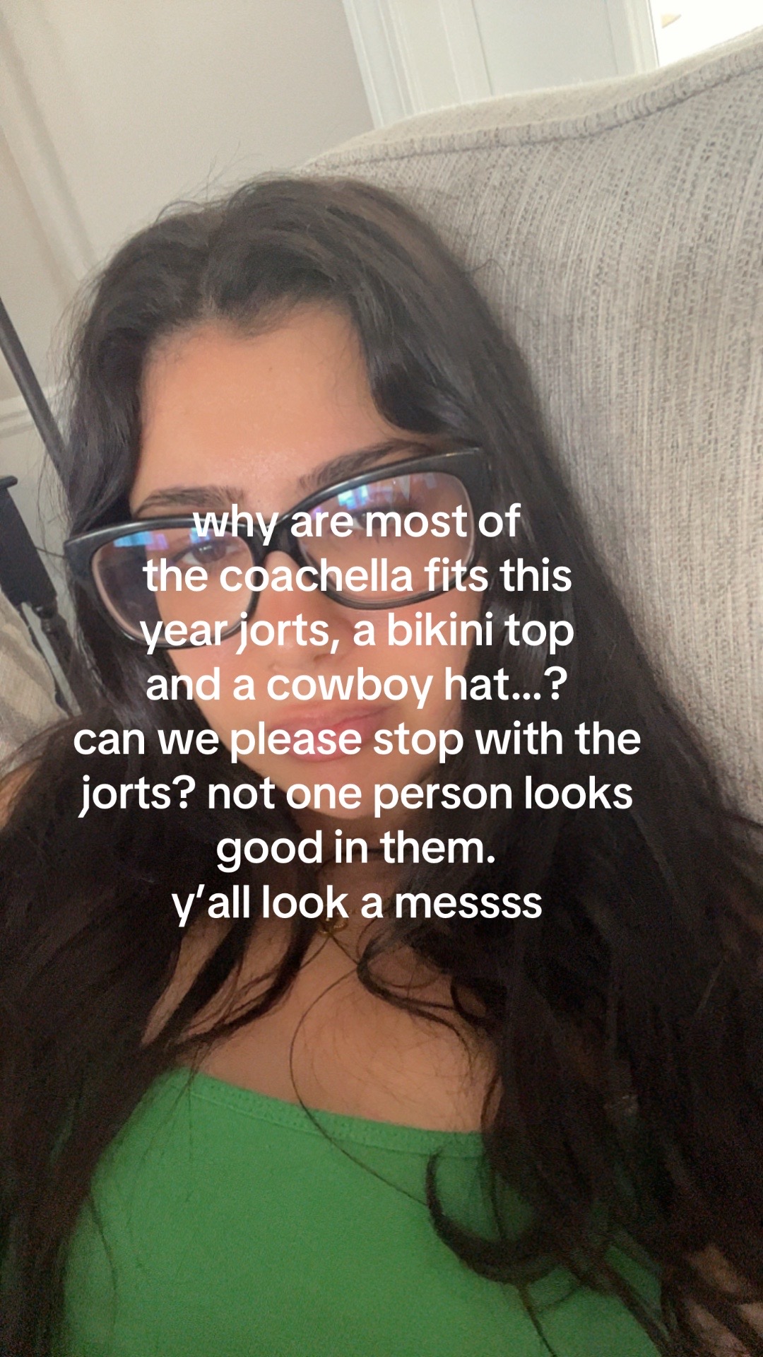 @𝔇𝔢𝔢𝔫𝔞