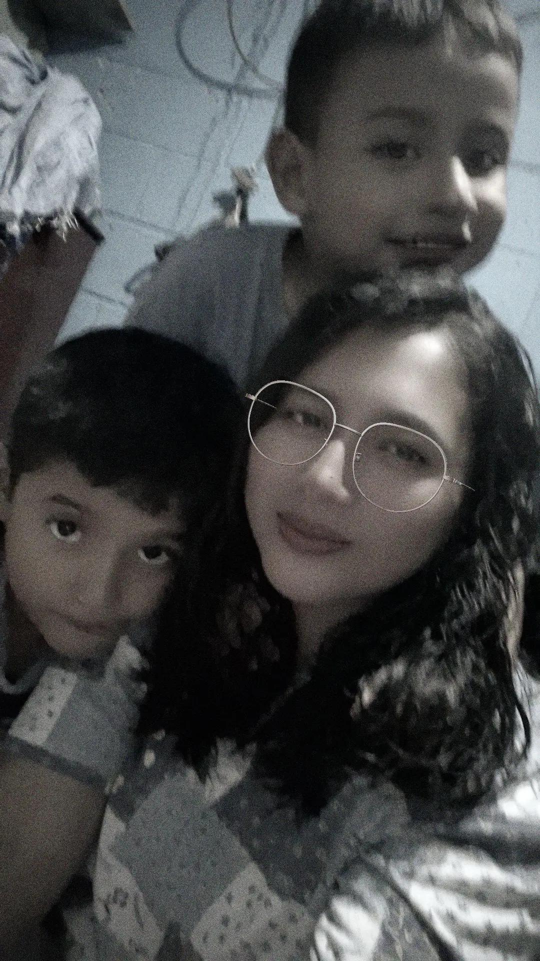 @leofamilycanel