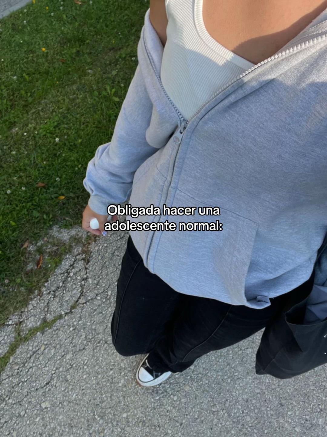@𝒩